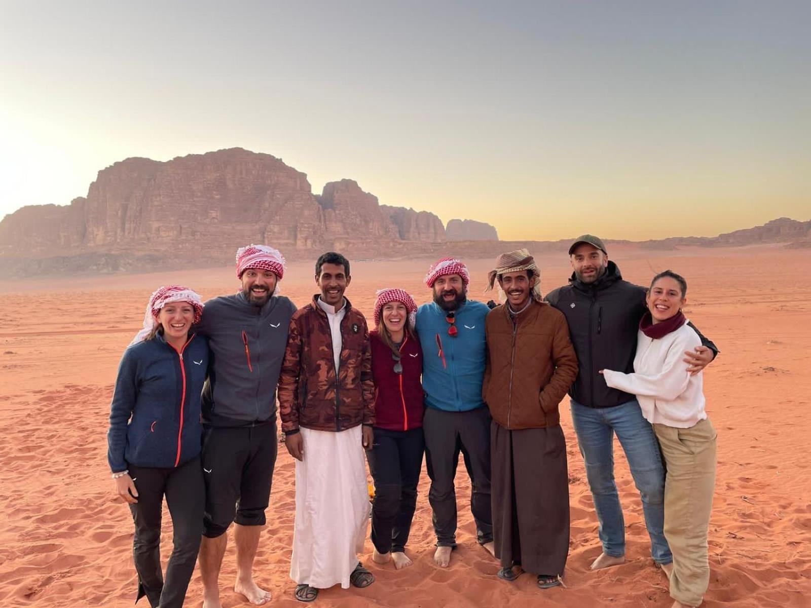 Отель Wadi Rum Bedouin Experience Экстерьер фото