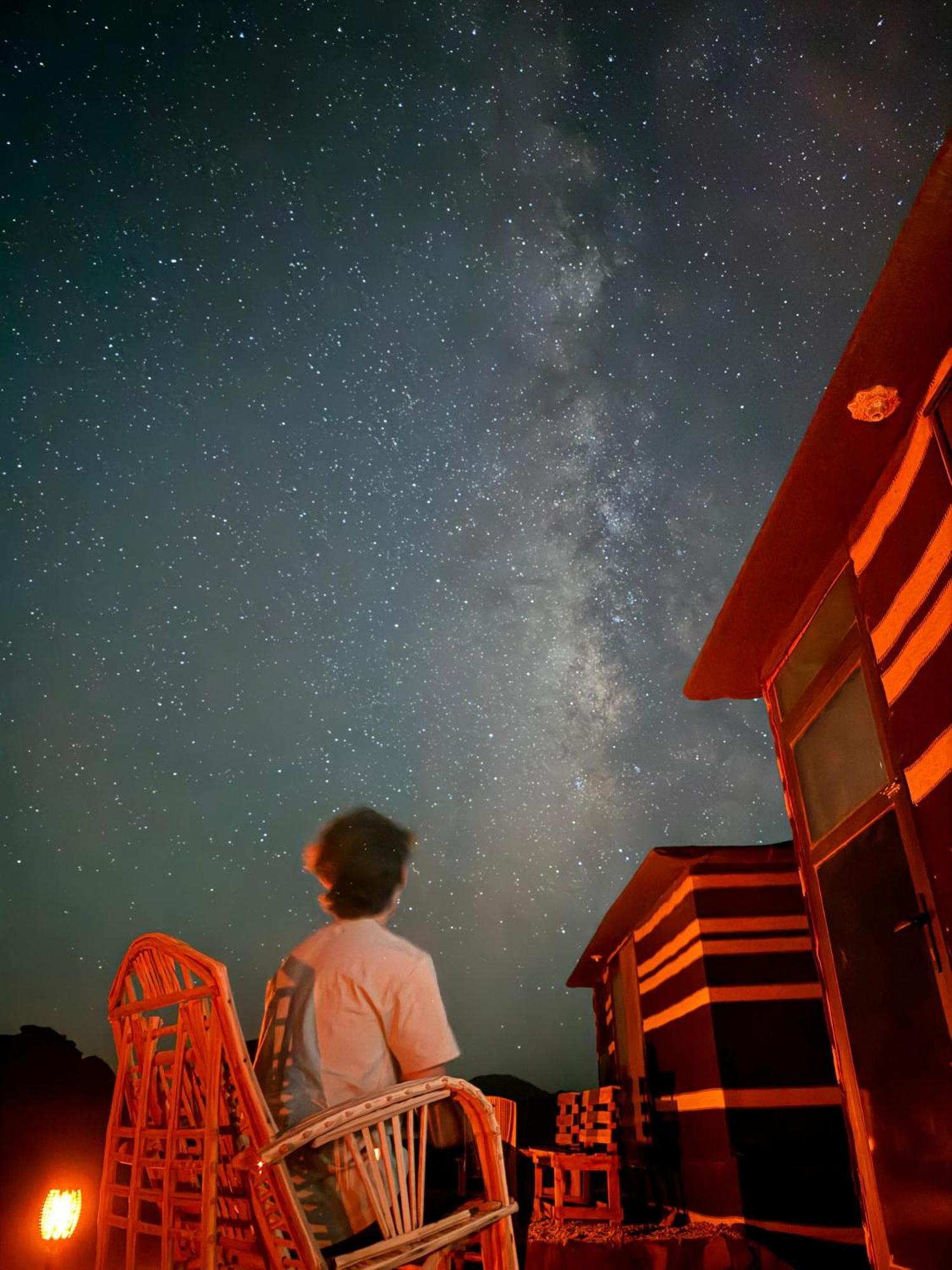 Отель Wadi Rum Bedouin Experience Экстерьер фото